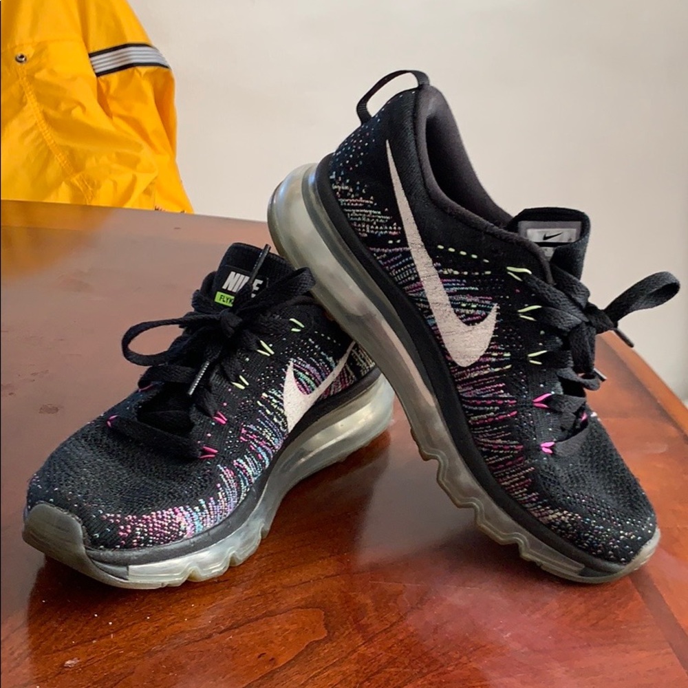 Flyknit Air Max Black/Multi pink green women 5.5